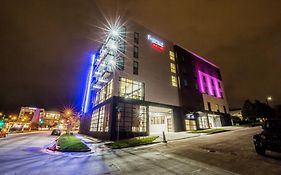 Fairfield Inn & Suites By Marriott Denver Downtown Exterior photo